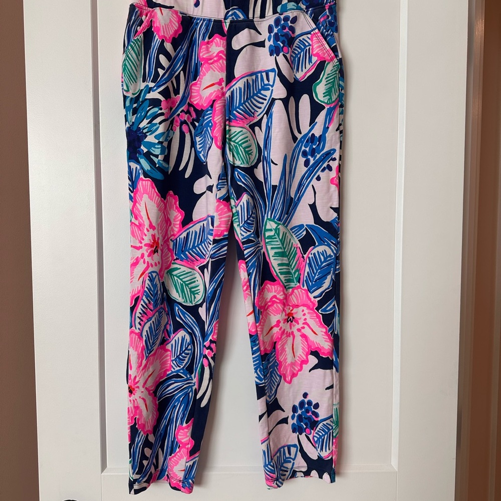 Lilly Pulitzer Pants- Vibrant Floral Print